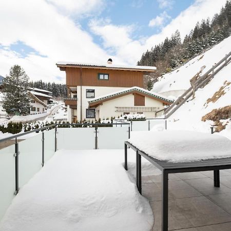 Apartamento Kobelhaeusl Bei Hause - Jesse Neukirchen am Großvenediger Exterior foto